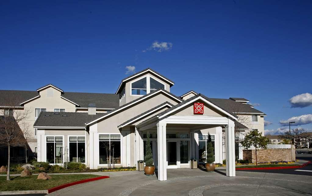 Hilton Garden Inn Roseville Exterior foto